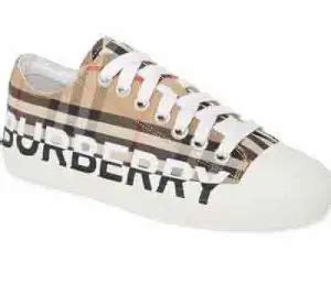 burberry shoes run small